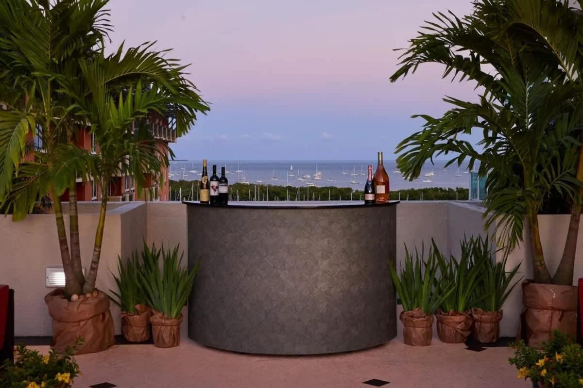 Mvr Balcony Will Want To Book Fast Inn *