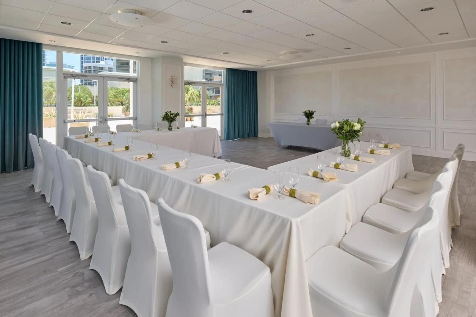 Mvr Balcony Will Want To Book Fast Inn Miami